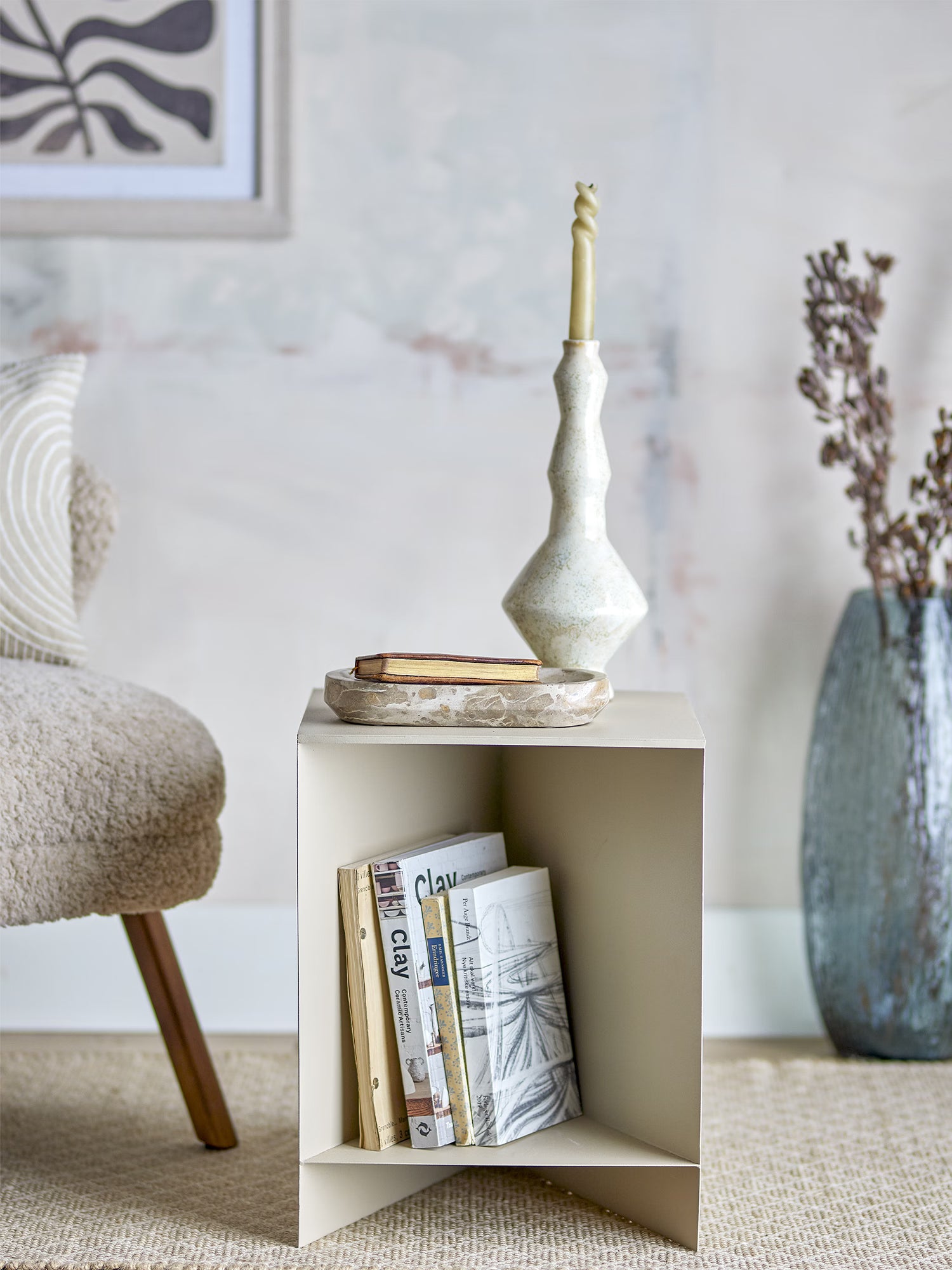 Tasha Tavolino d'appoggio in metallo beige con vano contenitore 35×35 cm