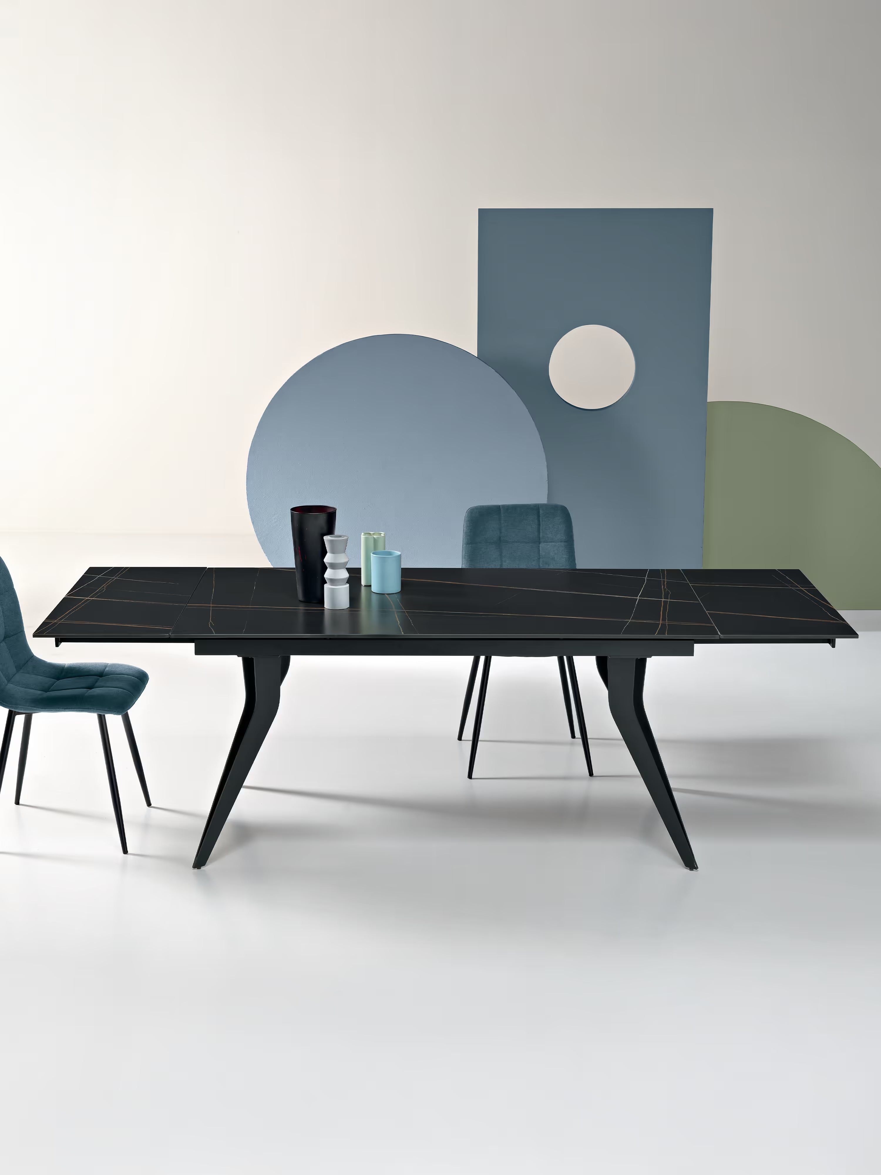 Thor Mesa extensible efecto mármol negro – base de metal negro 160 (240) x 90 cm