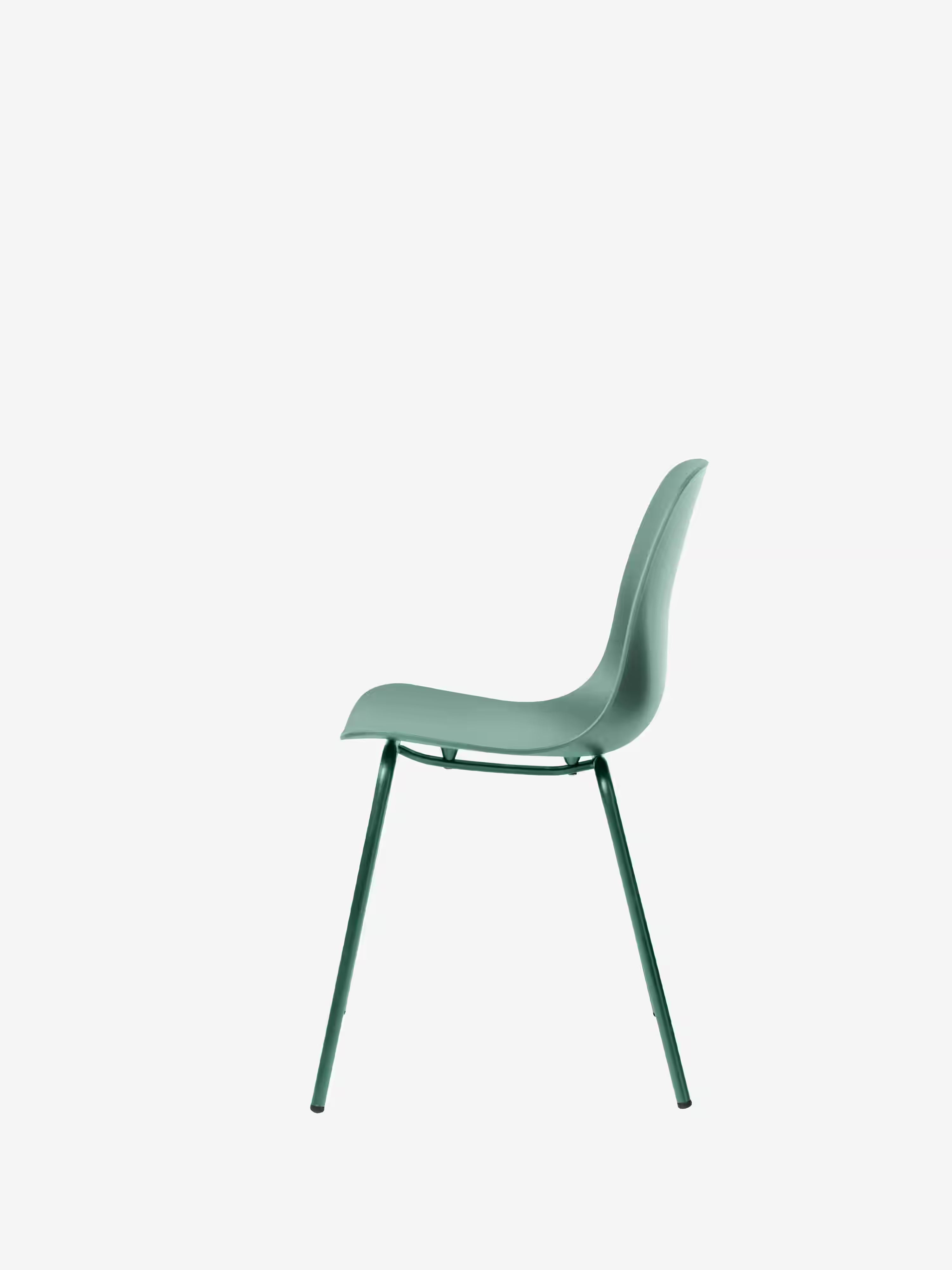 Whitby Chaise en polypropylène avec pieds en métal au design moderne