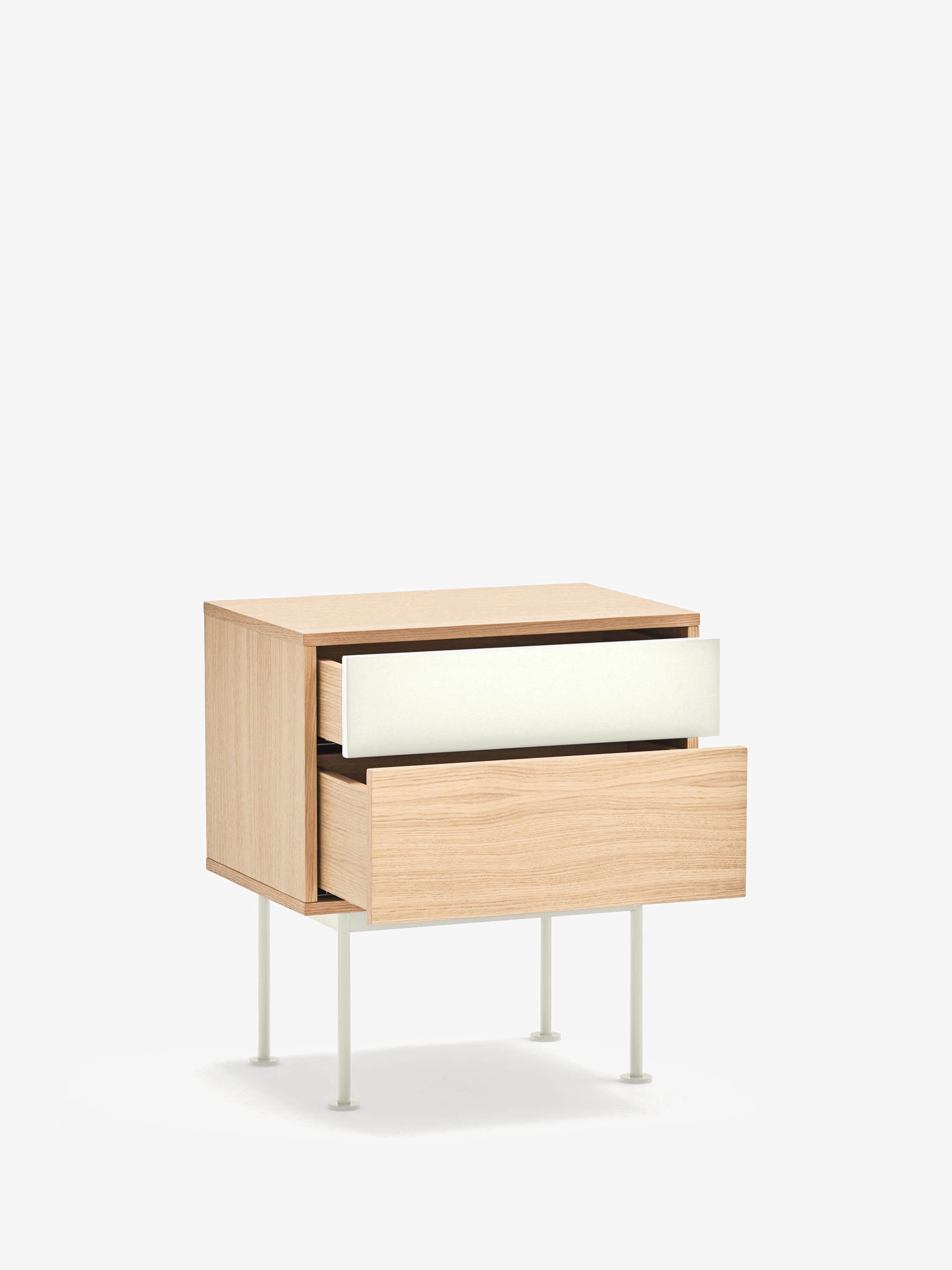 Yoko Comodino in rovere e MDF laccato - 2 cassetti e base in metallo