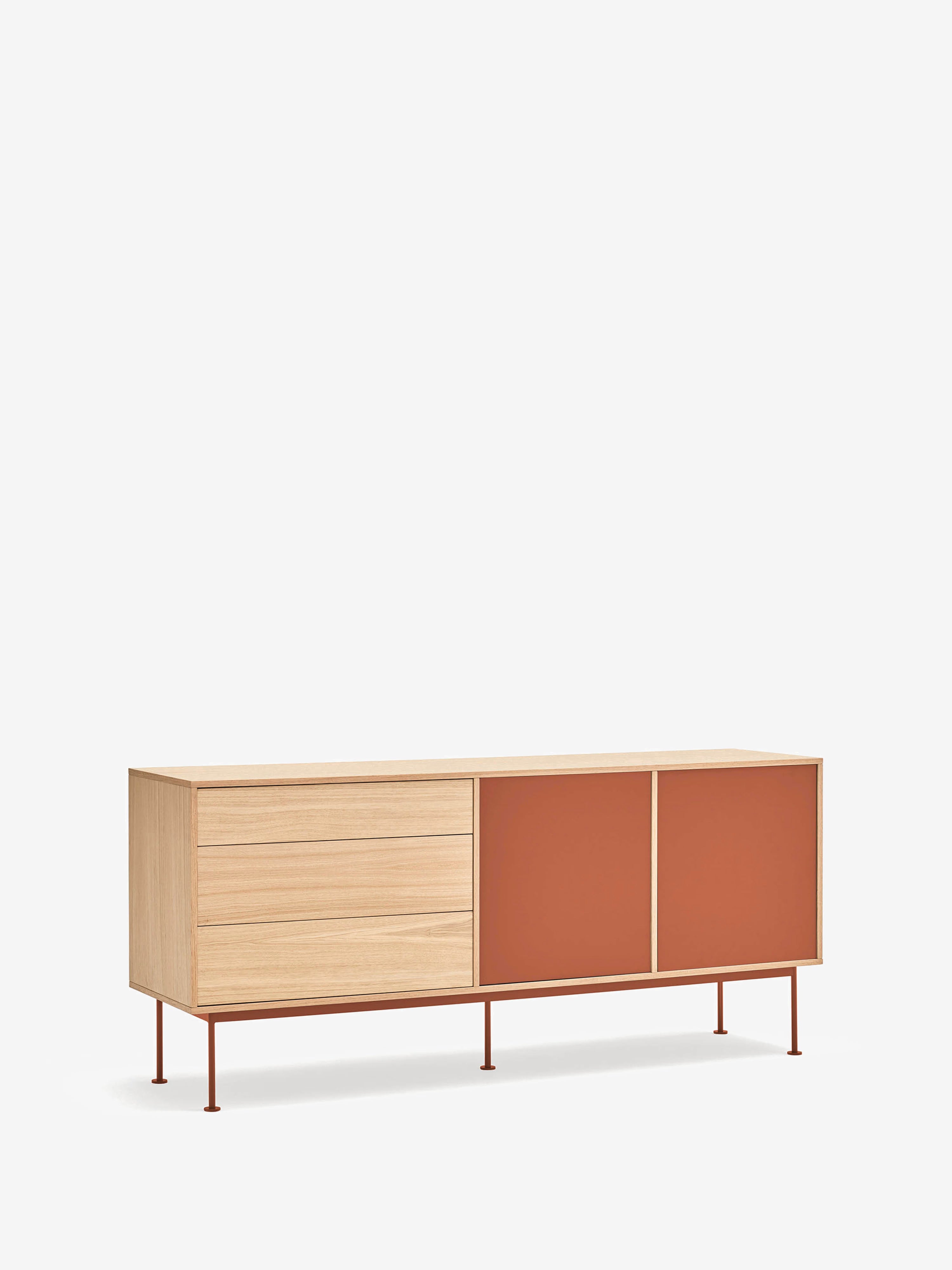 Yoko aparador en roble con 2 puertas lacadas y 3 cajones - Aparador 180 X 81 cm